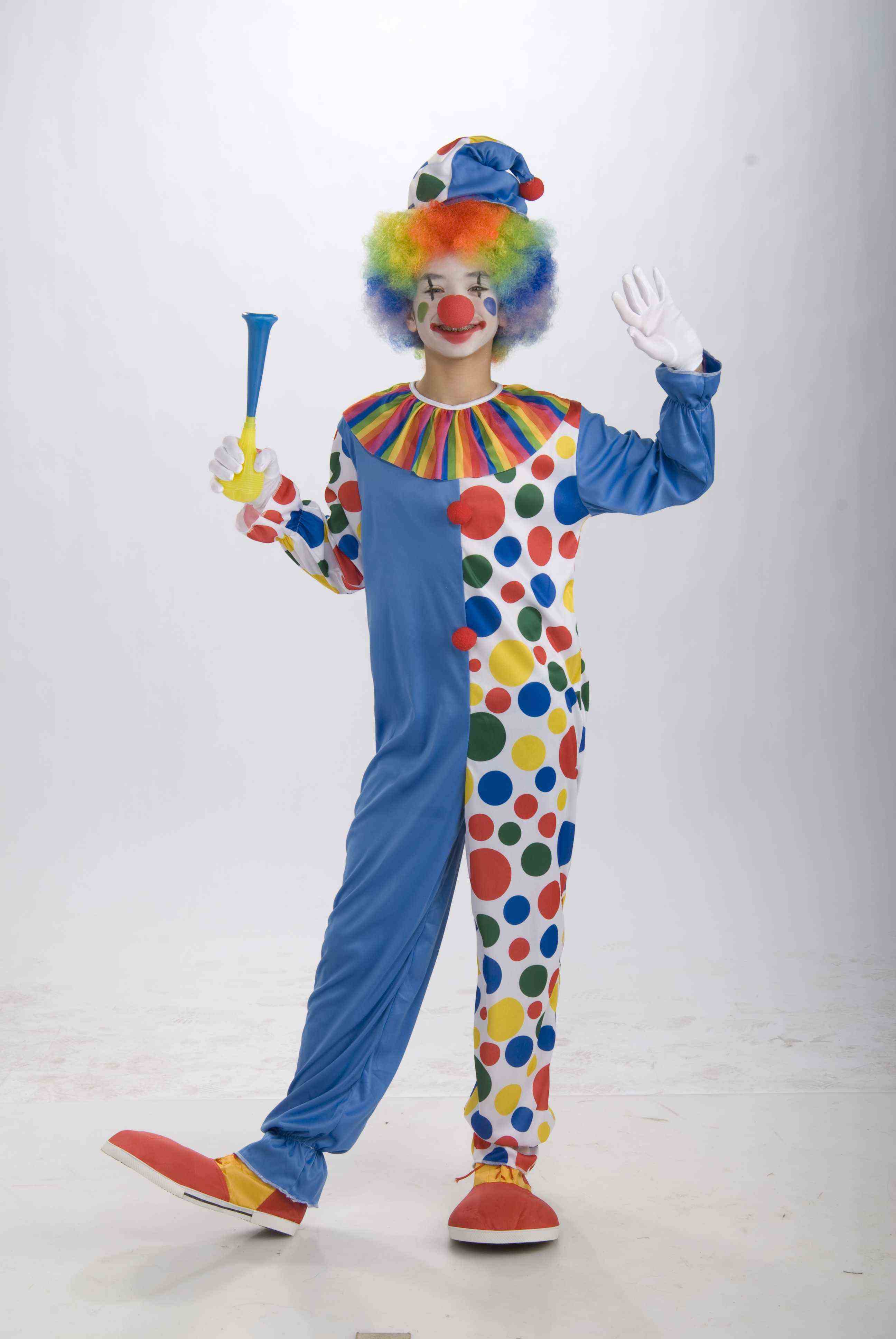 Клоун фото. Клоун. Наряд клоуна. Клоунский костюм. Костюм клоуна детский.