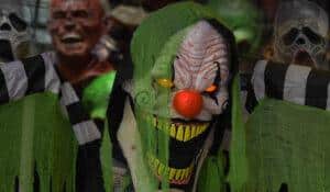 scary Halloween clown costume