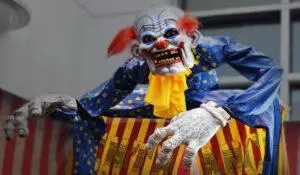 Halloween decor killer clown